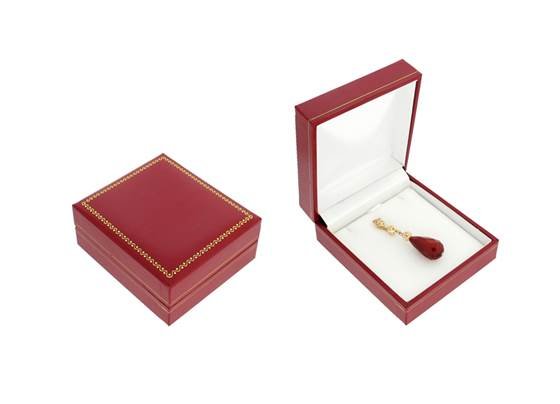 red classic rectangular box